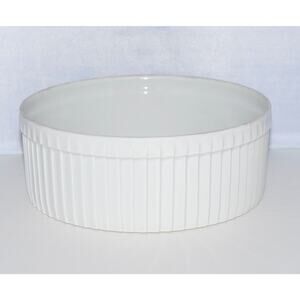 Pillivuyt France 712 Classic White Pleated Large Soufflé Dish, 7"
